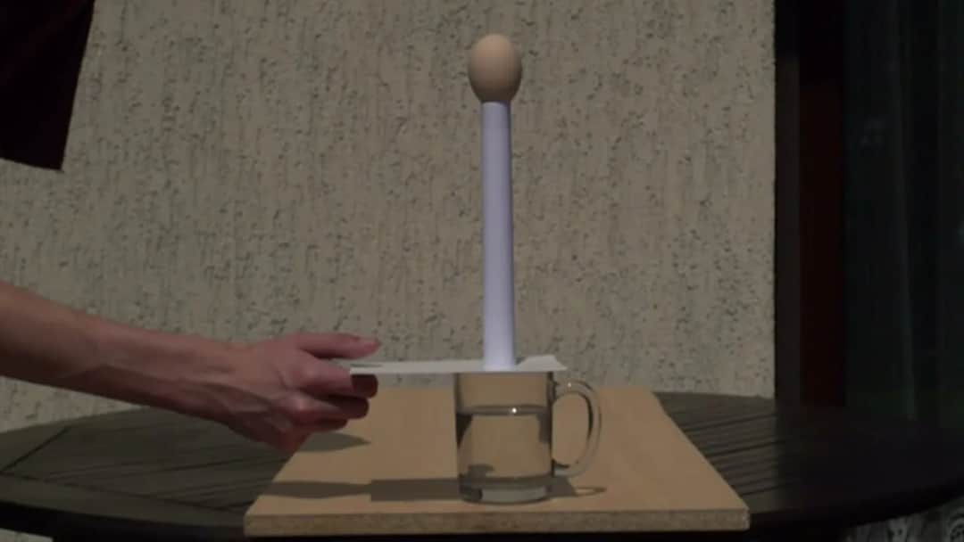 Jak bezpiecznie przeprowadzać doświadczenia z fizyki w klasie 7 – proste instrukcje i przykłady