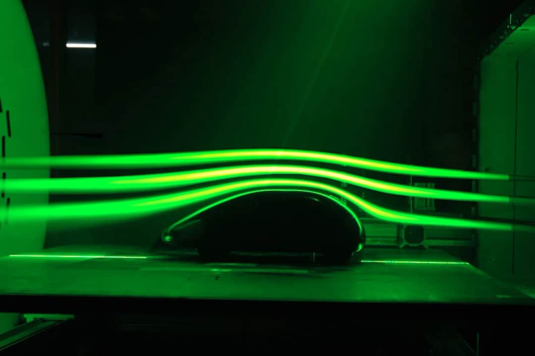 Fizyka: Co to jest siła i jak wpływa na ruch ciał? Fizyka: Co to jest siła i jak wpływa na ruch ciał?