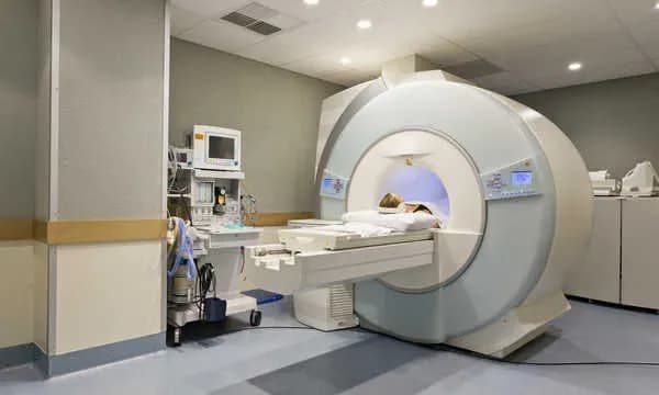 Gdzie wykorzystujemy zjawisko rezonansu? Zaskakujące zastosowania w życiu codziennym