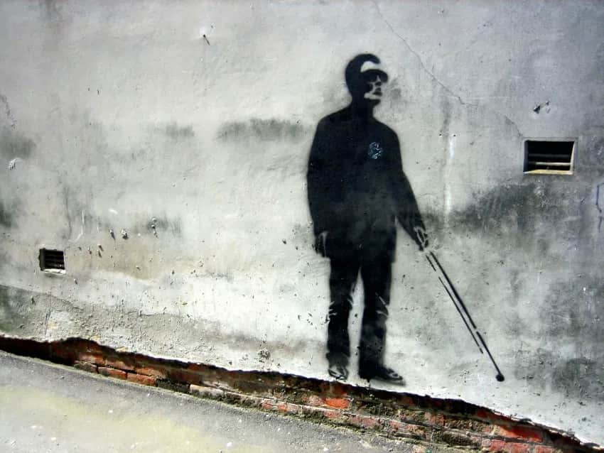 Jak człowiek wykorzystuje zjawisko echolokacji w codziennym życiu