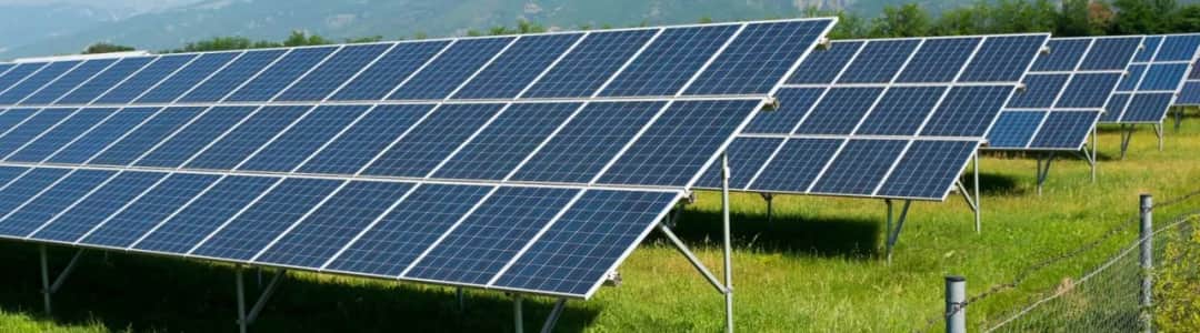 Zjawisko fotowoltaiczne – jak działa i dlaczego zmienia przyszłość energii?