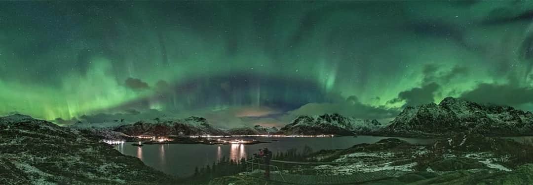 Jak powstaje zorza polarna fizyka – zaskakujące procesy i zjawiska